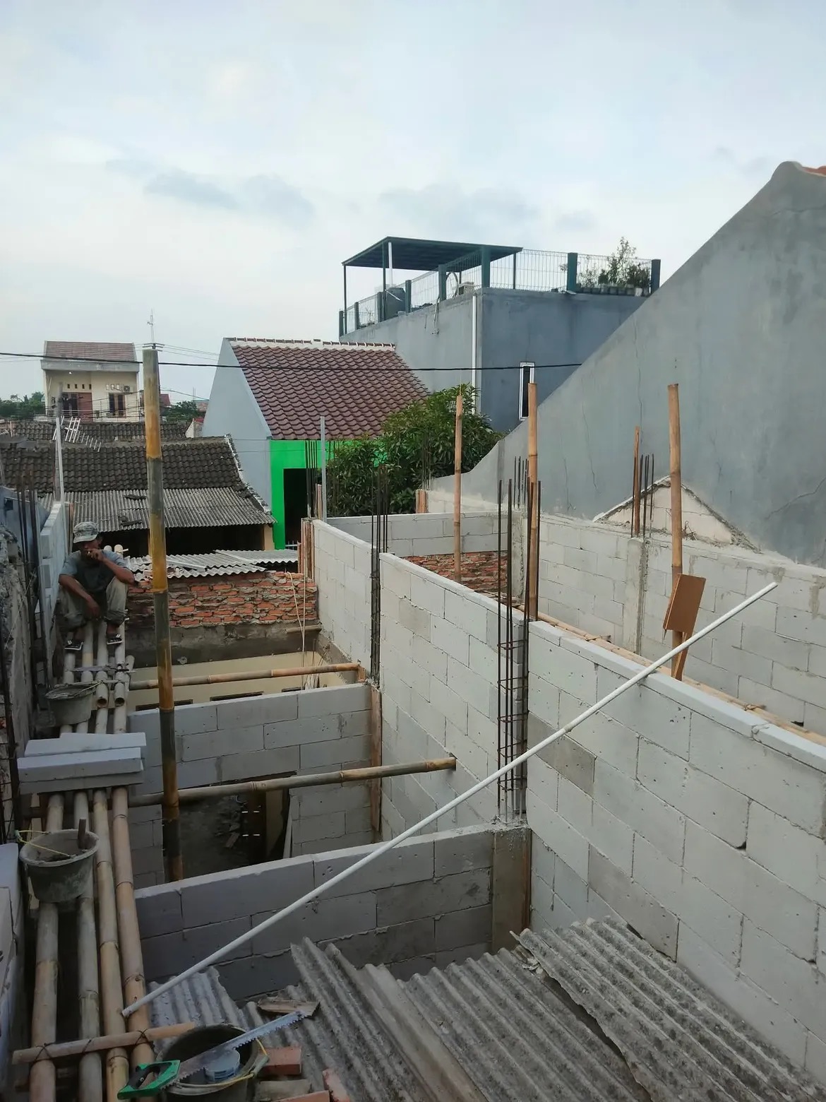 Pembangunan rumah 2 lantai